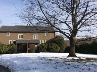 25 Stacy Dr, North Andover, MA 01845