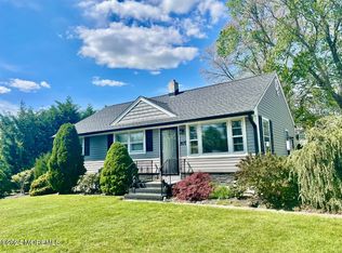 307 Cliffwood Dr, Neptune, NJ 07753