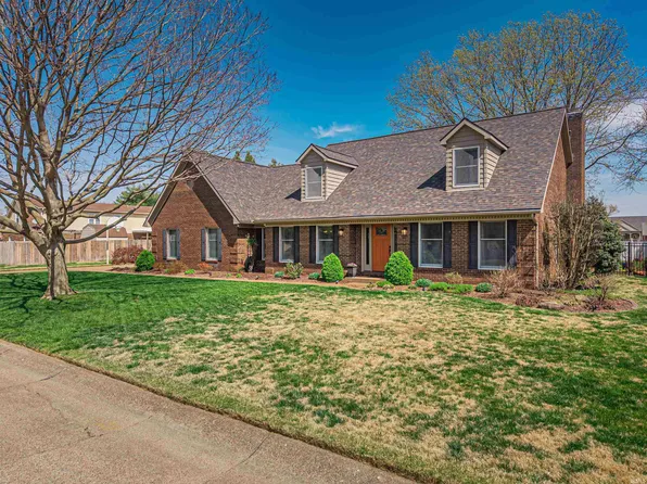 610 Salem Ct, Evansville, IN 47715