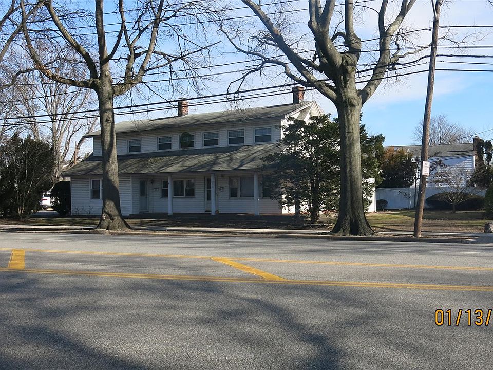 1st image of 870 Carman Avenue
