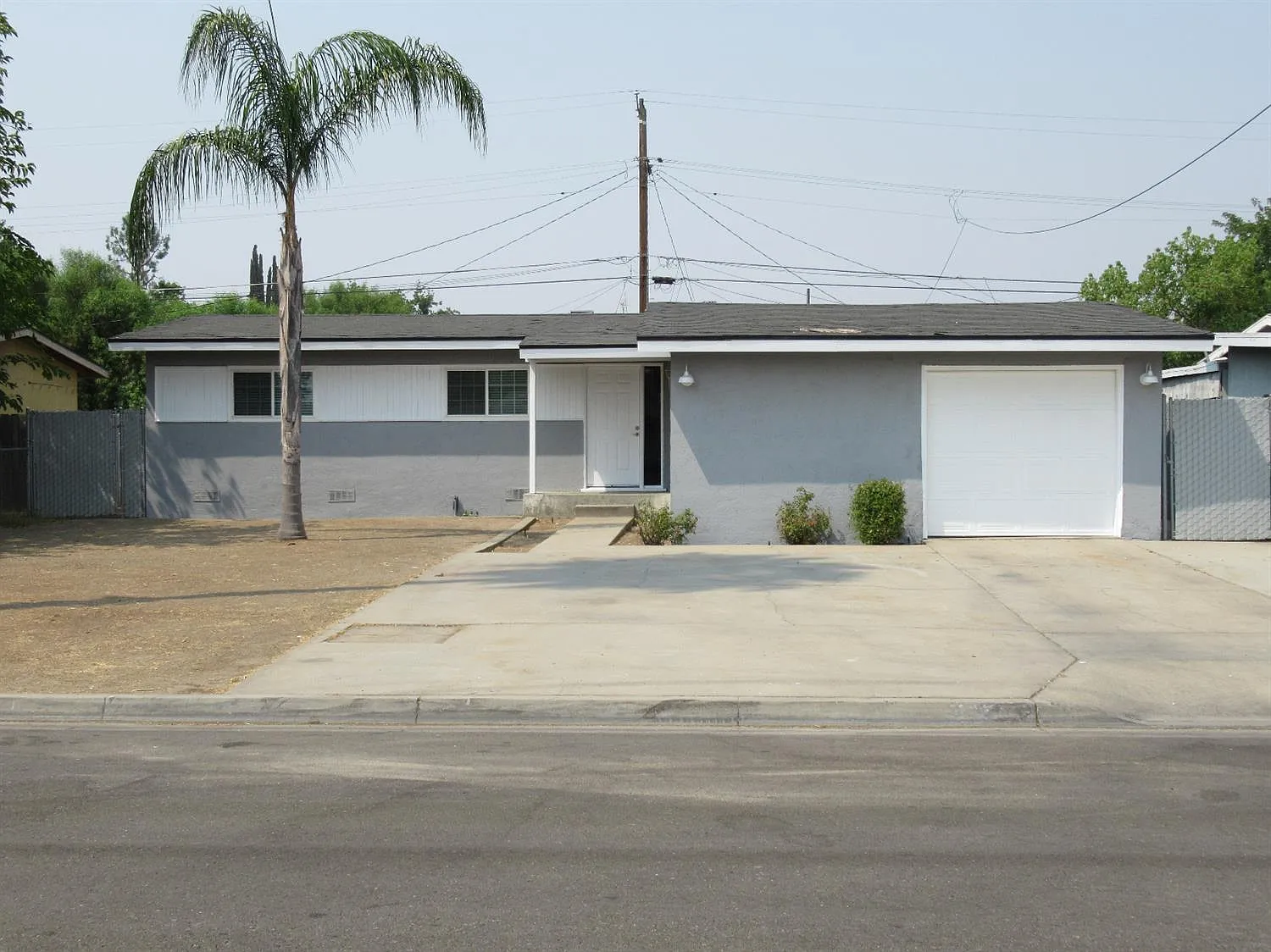 135 Dennis Dr photo 1