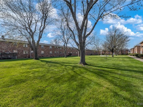 59 Old Lyme Dr APT 4, Amherst, NY 14221