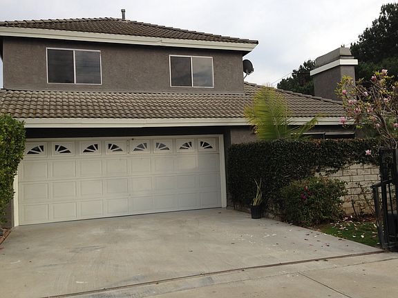 2nd image of 402 N Sierra Vista St