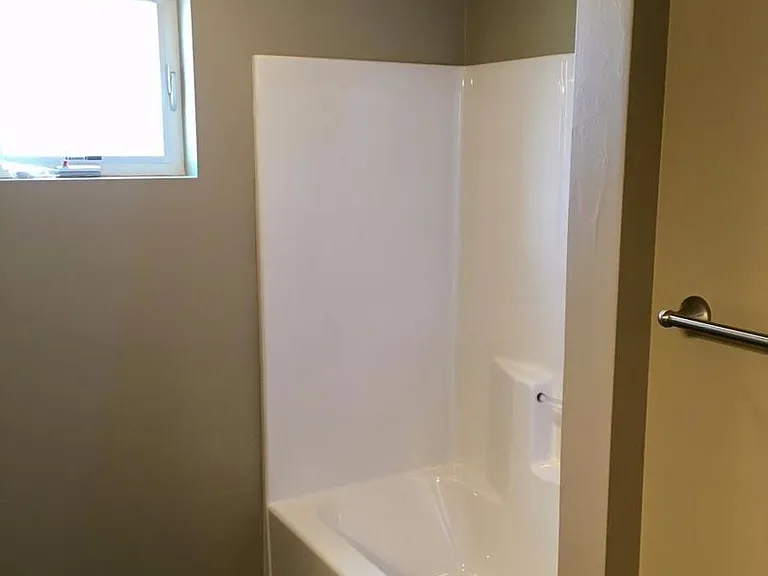 4835 Golden Gate Ave — Photo 6