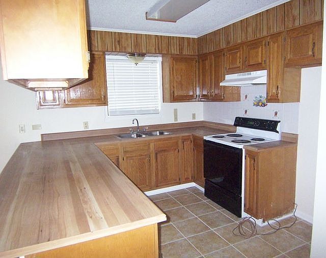 2nd image of 511 Natalie Dr
