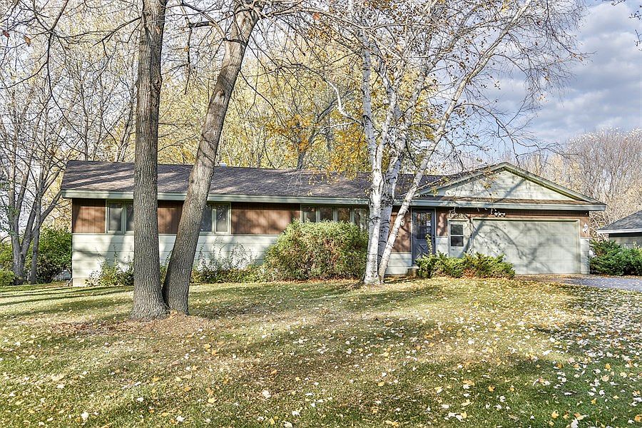 1st image of 8336 Lakewood Dr NE