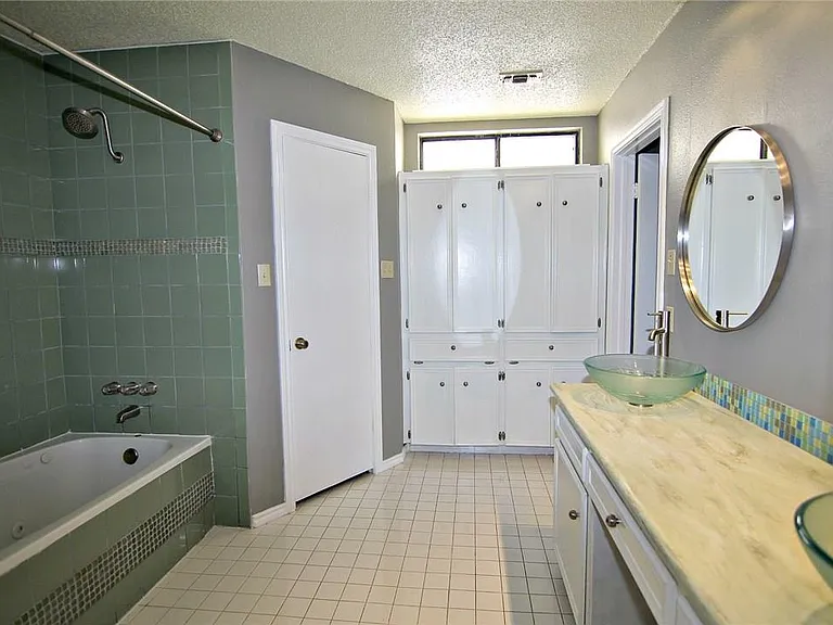 6601 Colina Ln — Photo 14