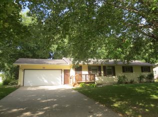 810 5th Ave SE, Pipestone, MN 56164