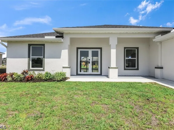 2821 NW 25th Ln, Cape Coral, FL 33993