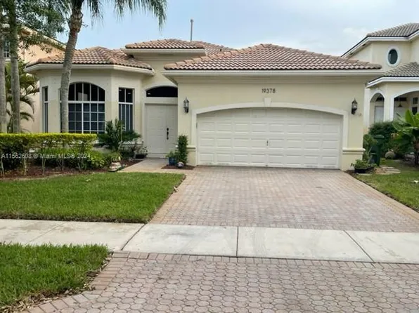 19378 SW 64th St, Pembroke Pines, FL 33332