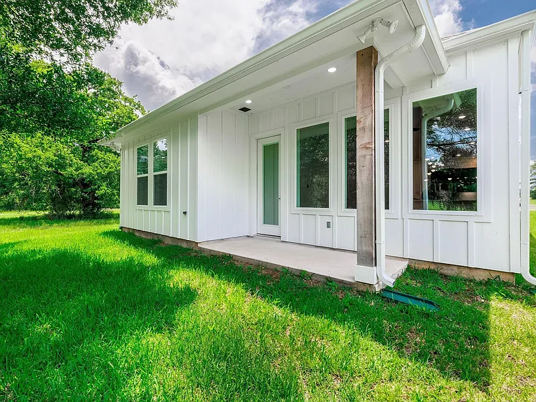68 Fairway Dr — Photo 42