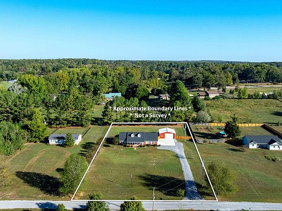 2nd image of 89 Four Oaks Ln