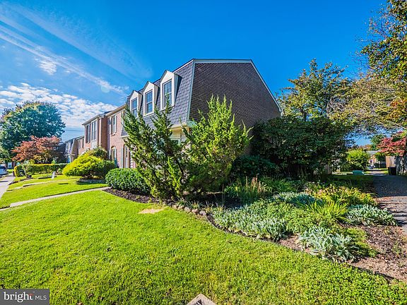 2nd image of 20018 Spur Hill Dr