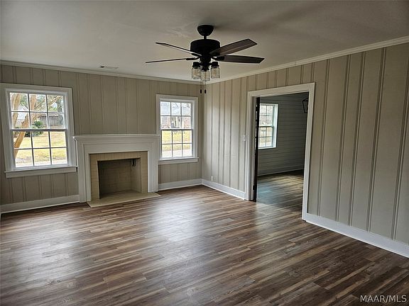 3rd image of 242 Bell St