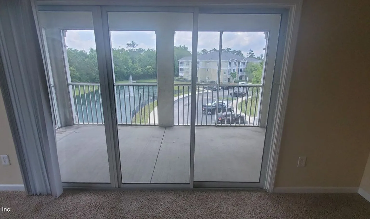 2 bedroom 2 bathroom condo for rent — Photo 2