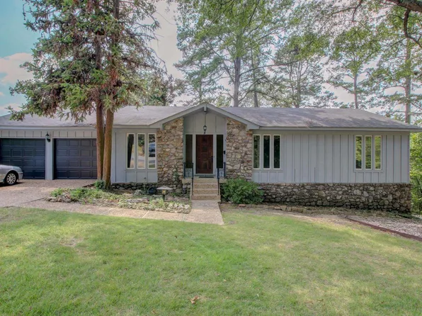 3 Sandstone Ct, Little Rock, AR 72227