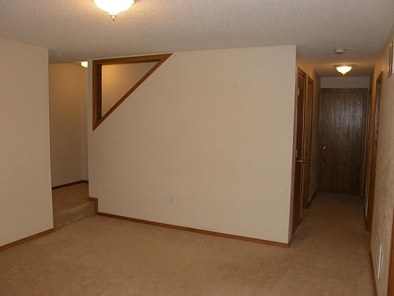 Downstairs Family Rm