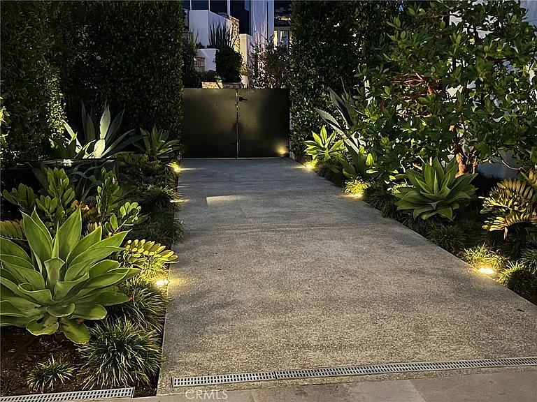 809 Emerald Bay — Photo 30