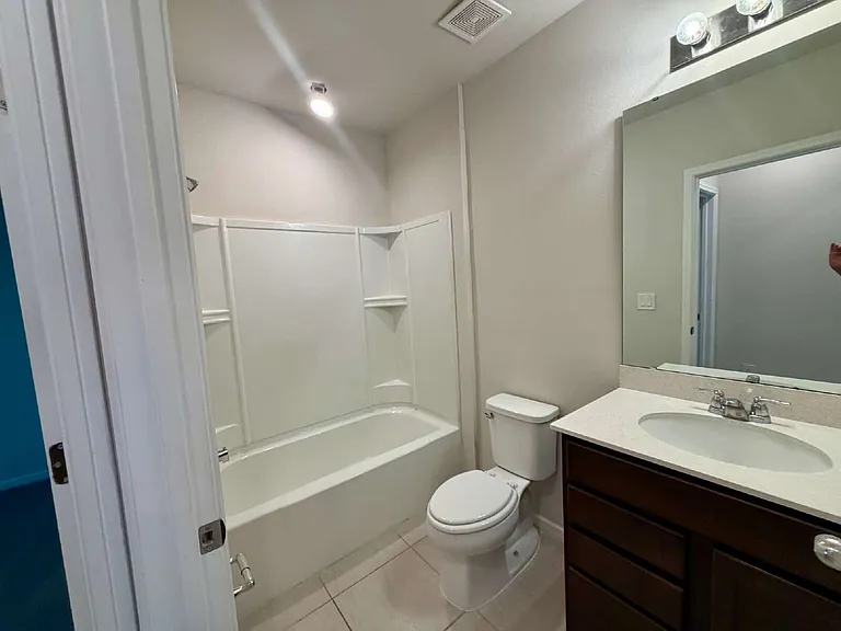 Property Image 104