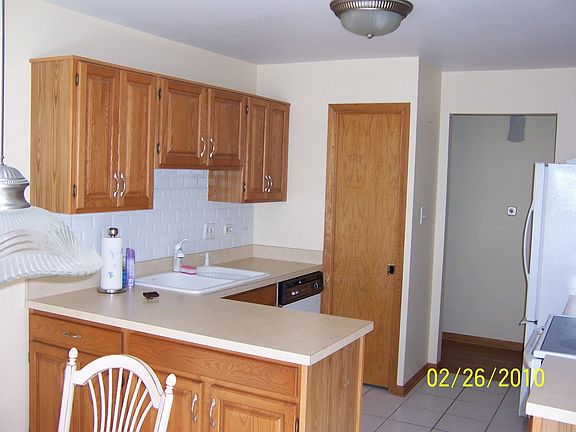 2nd image of 13344 S Oakview Ct