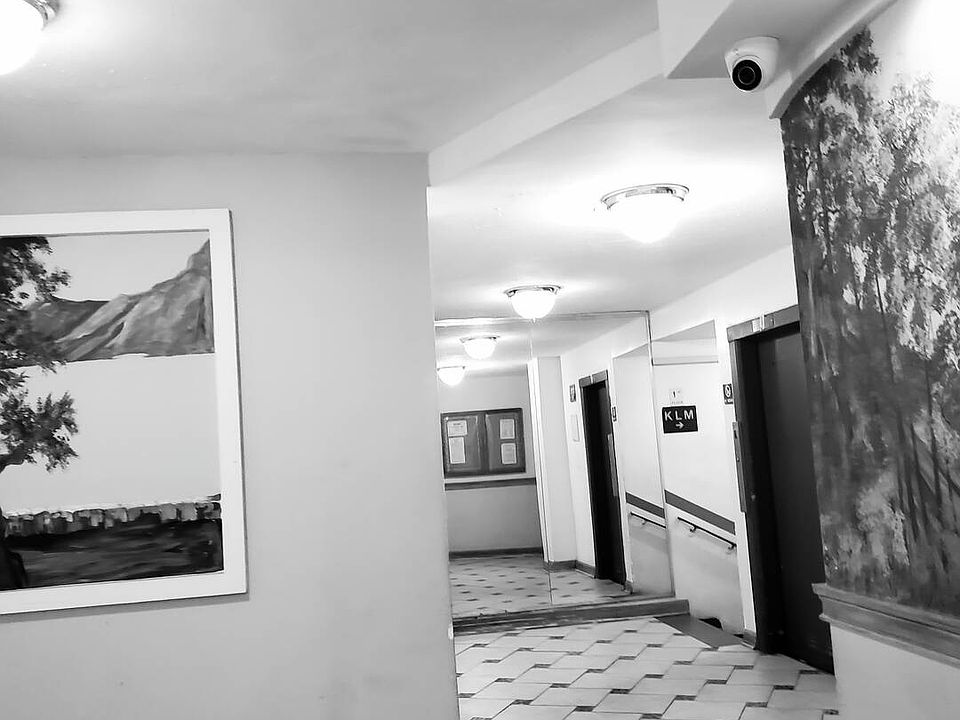 2nd image of 1275 E 51st St APT 2B
