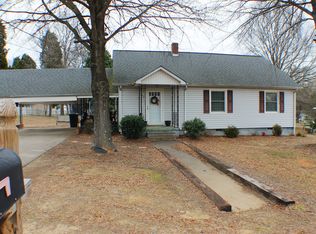248 Mebane St, Eden, NC 27288