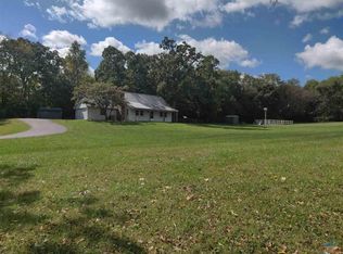 262 SE 101st Rd, Warrensburg, MO 64093