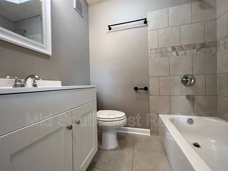 624 Frayser Dr — Photo 6