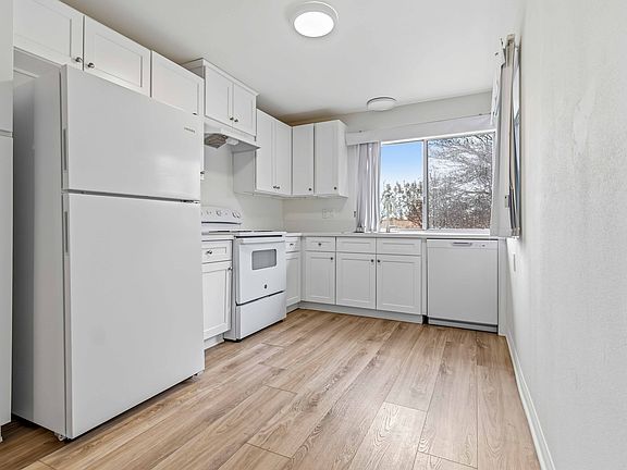 5th image of 2678 La Paloma Cir