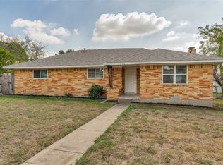 938 W Pleasant Run Rd, Lancaster, TX 75146