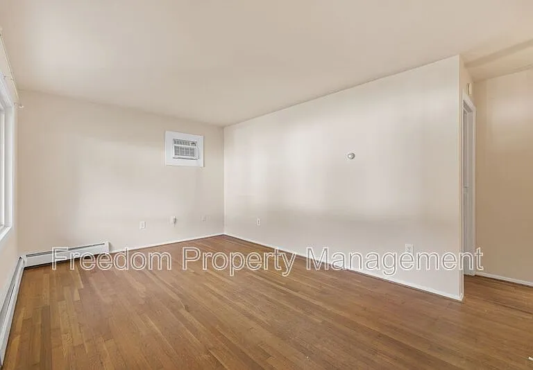 14309 Fairmont Ct — Photo 4