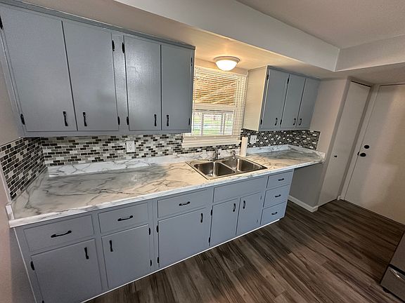 4th image of 955 Sherwood Dr