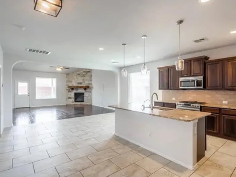 908 Founders Rd — Photo 3