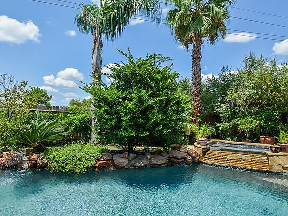 2nd image of 24622 Garnet Stone Ln
