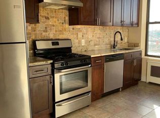 62 Summit St #TOP, Brooklyn, NY 11231