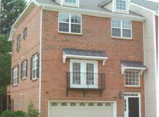 129 Vintage Dr, Chapel Hill, NC 27516