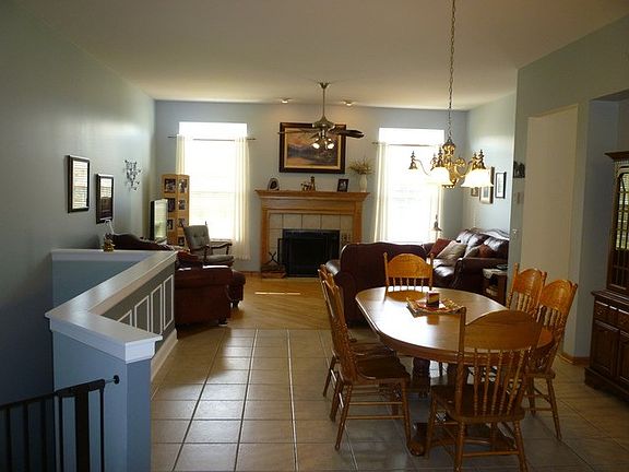 5th image of 715 Haven Ln