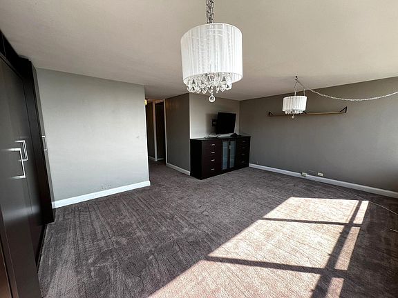 3rd image of 4800 S Chicago Beach Dr #2012