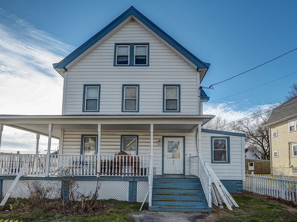 2nd image of 26 Baldwin St