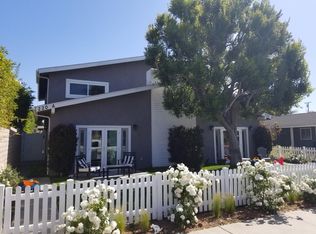 220 Palmer St, Costa Mesa, CA 92627