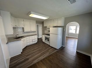 1210 Lindsey St, Denton, TX 76205