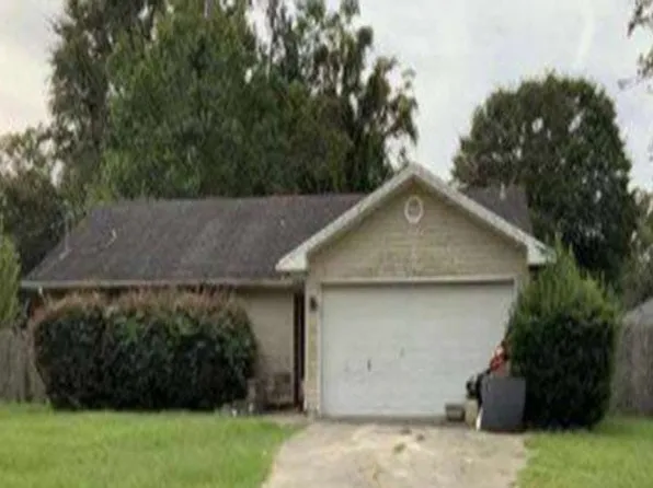 230 N Blvd E, Macclenny, FL 32063