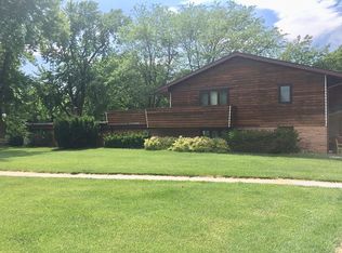710 N 11th St, Geneva, NE 68361