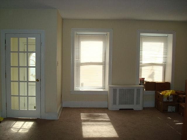 1st image of 142 East St