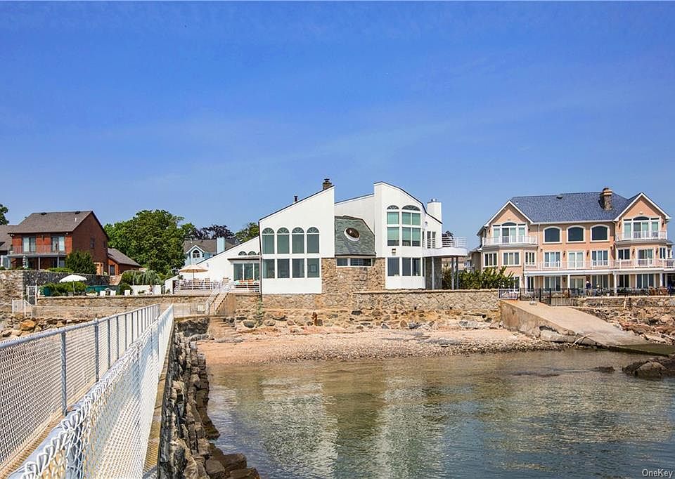 34 Beachfront Ln, New Rochelle, NY 10805 Zillow