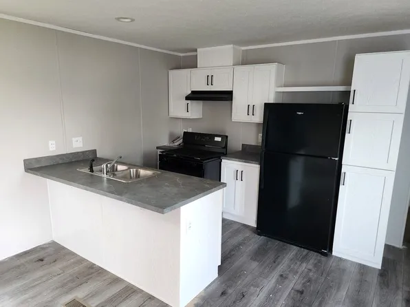 4498 McIntosh NW #8, Walker, MI 49534