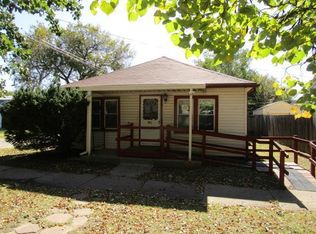 1715 E Park St, Wichita, KS 67211