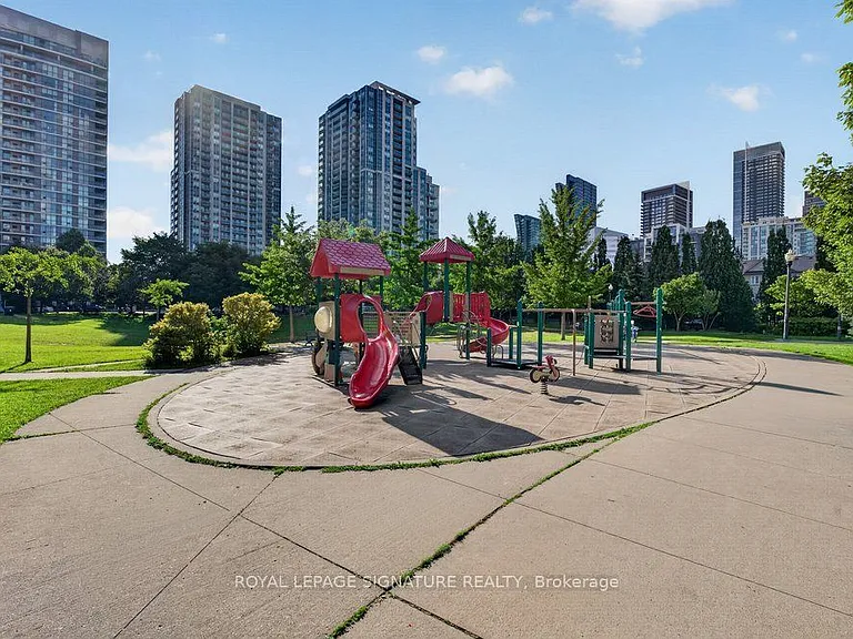 80 Harrison Garden Blvd #2219 — Photo 38