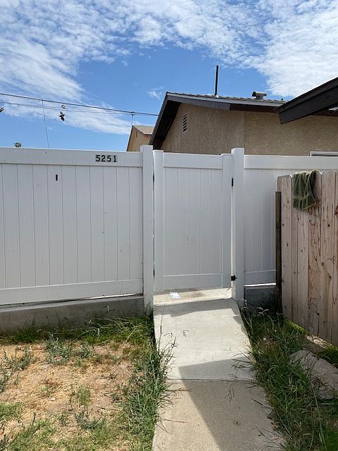 1st image of 5251 Groveland Dr
