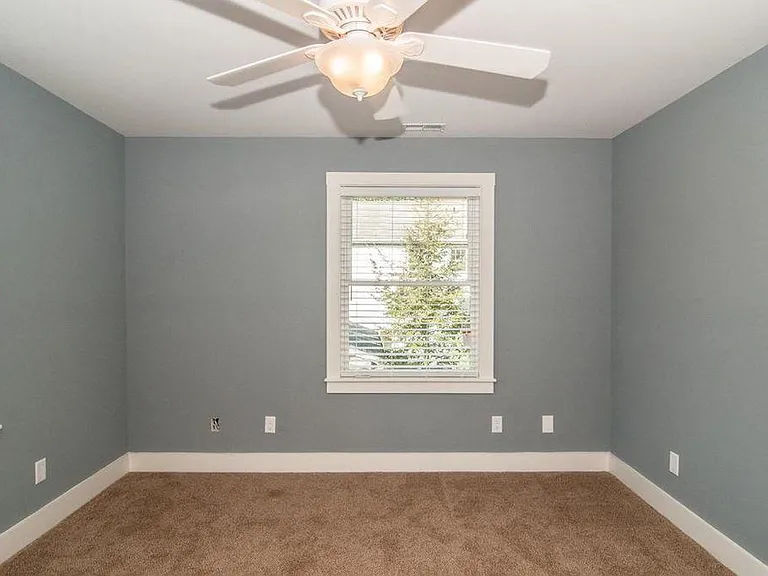 1262 Delta Ave #3 — Photo 5